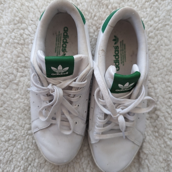 Adidas Originals Stan Smith Low Top Sneakers 💚🤍 - Picture 4 of 4